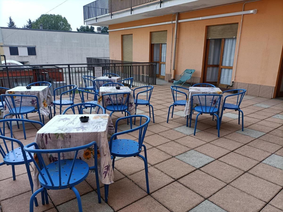 Albergo Roma Gattico Exteriér fotografie
